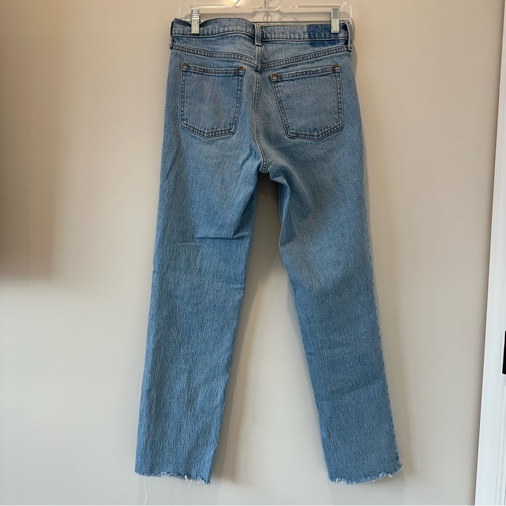 Abercrombie The 90s Straight Leg Mid Rise Jean Women’s Size 27 Light Wash Jeans - Picture 8 of 12